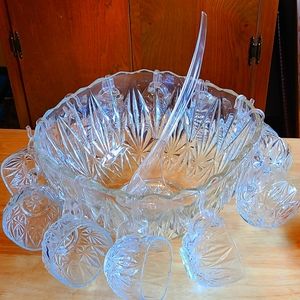 Vintage Hazel Atlas Punch Bowl Williamsport Design
